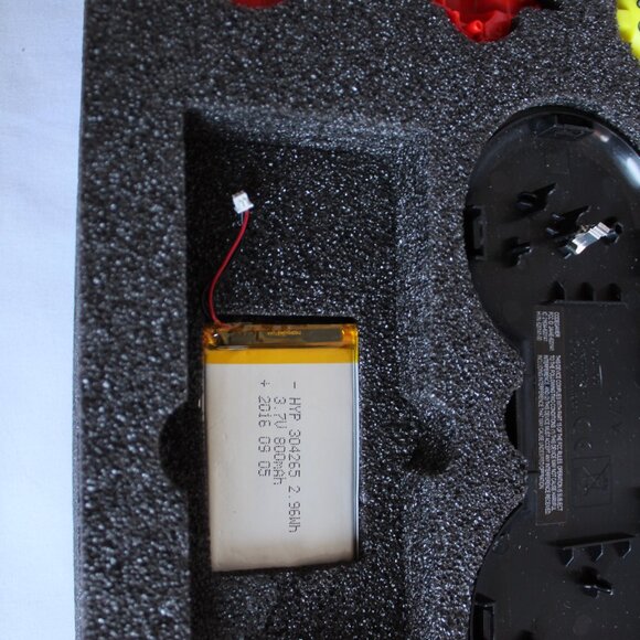 Thames & Kosmos Code Gamer with KosmoBits Arduino Coding Game and Workshop - Picture 4 of 14